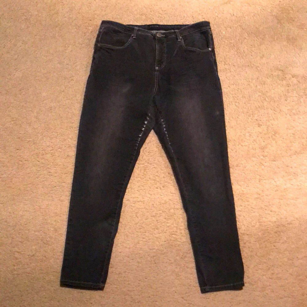 {Universal Standard}Seine HighRise Distressed Jean